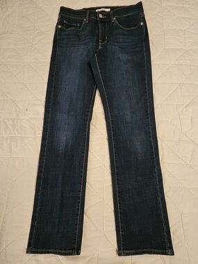 Levi's Classic Straight Jeans- Size 6